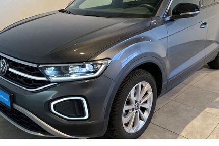 VW T-Roc 6.454 km 28.490 € Bochum - Linden 44879