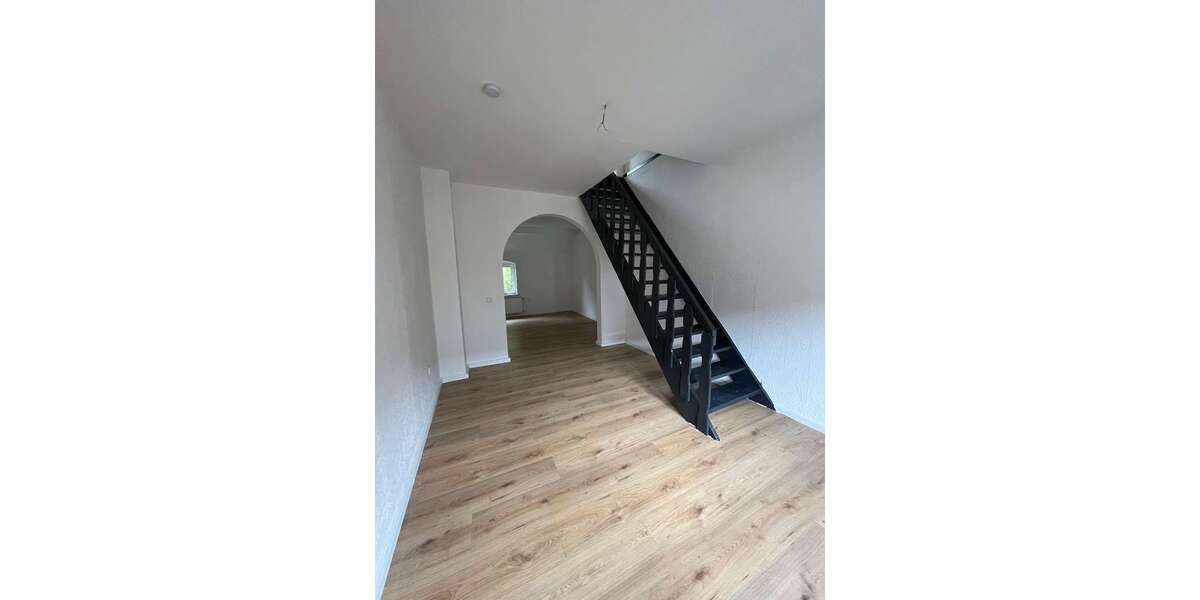 Etagenwohnung Essen Kray - 4.5 Zimmer, 110 m&sup2;, 938&euro; | Angebot:26440345