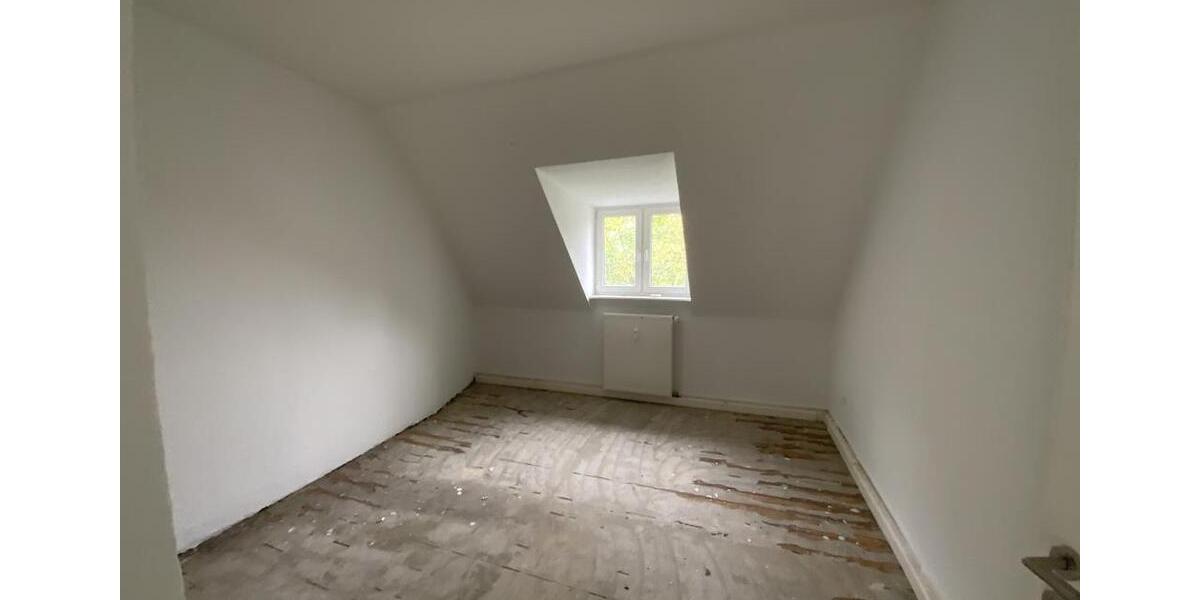 Dachgeschoßwohnung Dortmund Grevel - 4 Zimmer, 112 m&sup2;, 829&euro; | Angebot:26237807