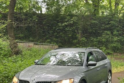 Skoda Superb 350.000 km 6.500 &euro; Dortmund 44143