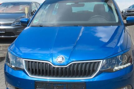 Skoda Fabia 67.811 km 10.490 € Herne 44653