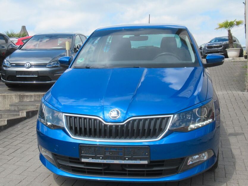 Skoda Fabia 67.811 km 10.490 € Herne 44653