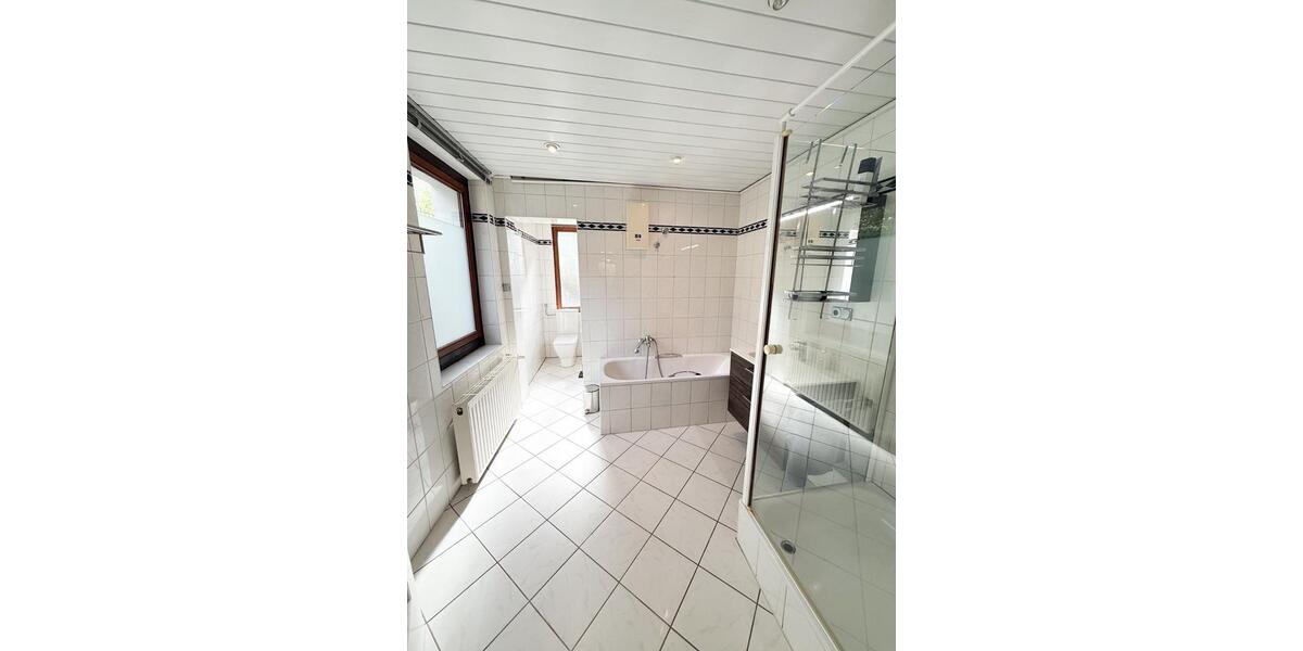 Hochparterre Hagen Hagen-Mitte - 3.5 Zimmer, 126 m&sup2;, 230.000&euro; | Angebot:26698287