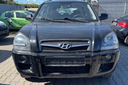 Hyundai TUCSON 180.000 km 1.900 € Essen 45326