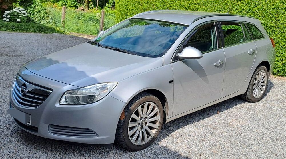 Opel Insignia 205.555 km 999 € Hagen 58093