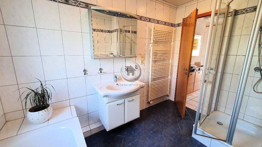 Etagenwohnung Hagen Hohenlimburg - 2 Zimmer, 75 m&sup2;, 154.000&euro; | Angebot:24483407