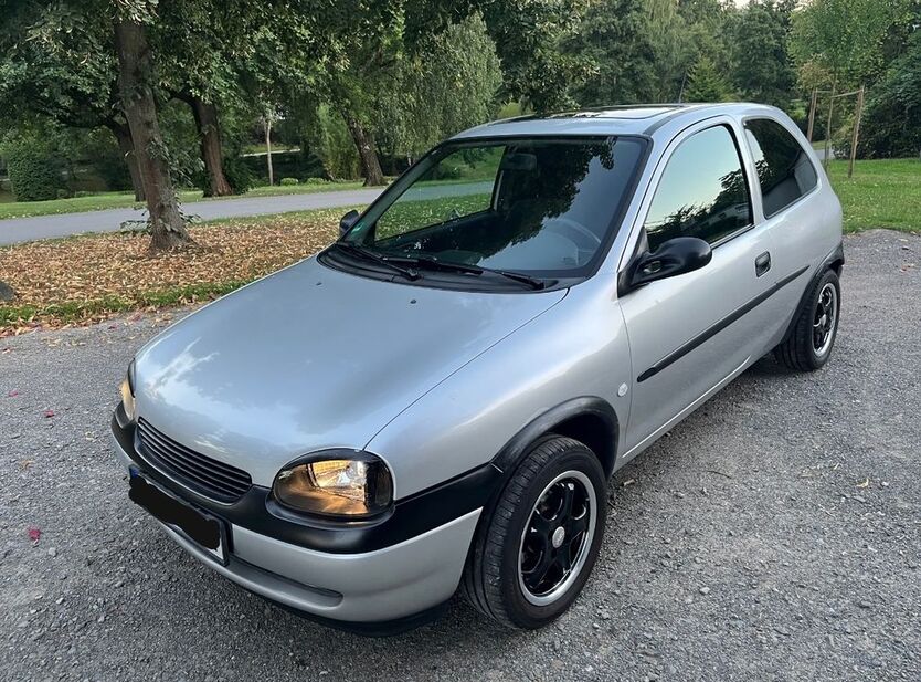 Opel Corsa 148.000 km 849 € Hagen 58099