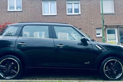 Mini Countryman S (Cooper) 98.400 km 10.111 &euro; Essen 45307
