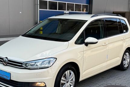 VW Touran 587.107 km 5.999 &euro; Bottrop 46238