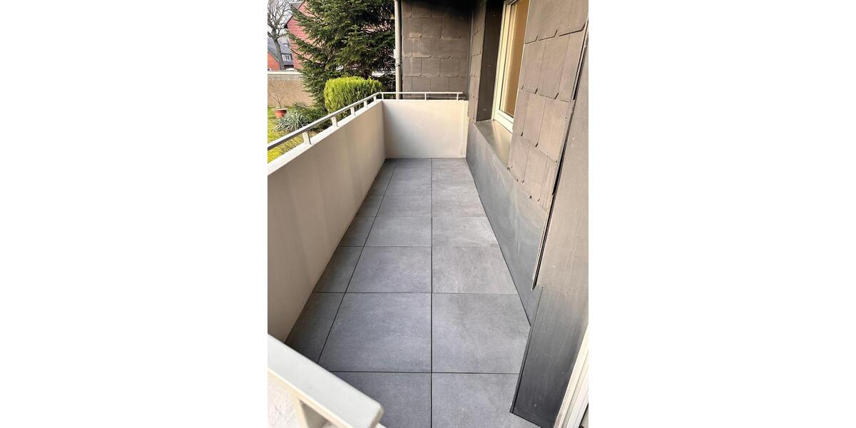 Kernsaniert | 63m² | 2,5-Zi-ETW | Balkon | Aufzug | ruhig 2.5 zimmer