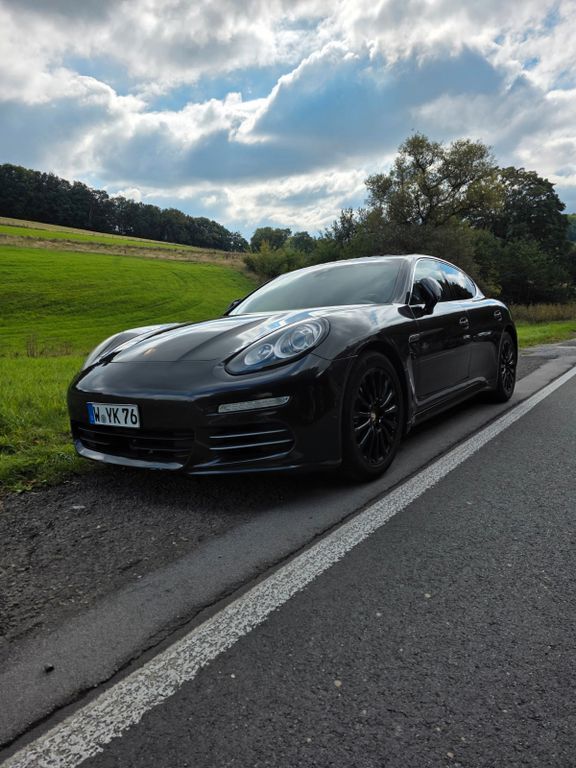 Porsche Panamera 217.000 km 35.000 € Wuppertal 42329