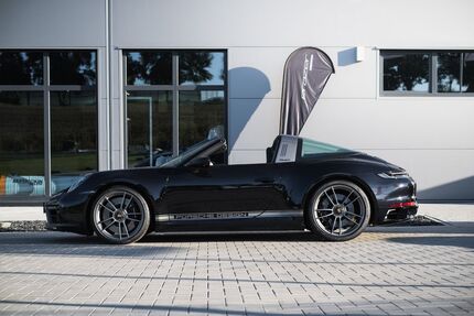 Porsche 992 90 km 224.900 &euro; Holzwickede 59439