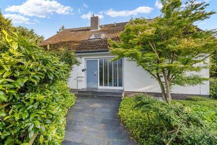 Haus zum Kaufen in Isernhagen 750.000 € 202.28 m²
