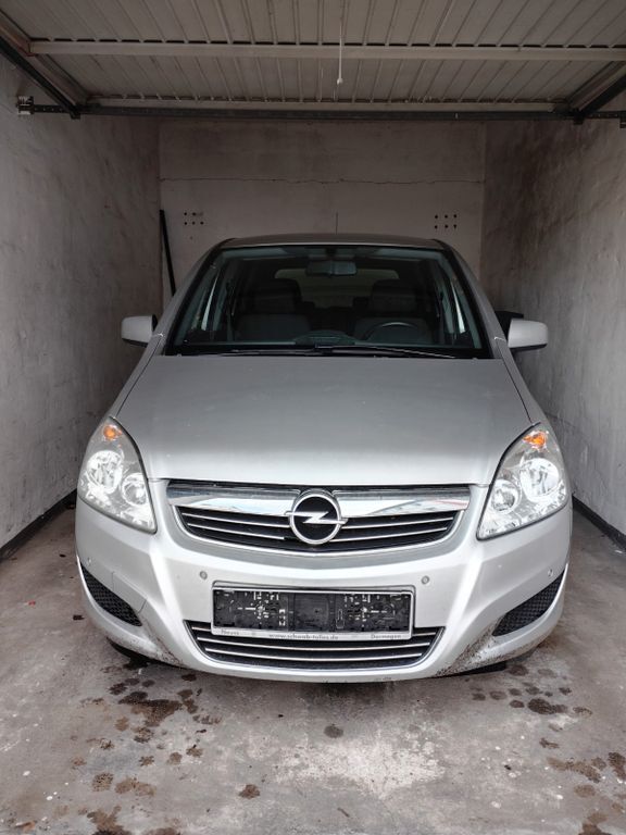 Opel Zafira 199.567 km 2.650 € Velbert 42551