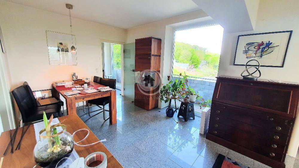 Etagenwohnung Hagen Hohenlimburg - 3 Zimmer, 110 m&sup2;, 880&euro; | Angebot:23947149