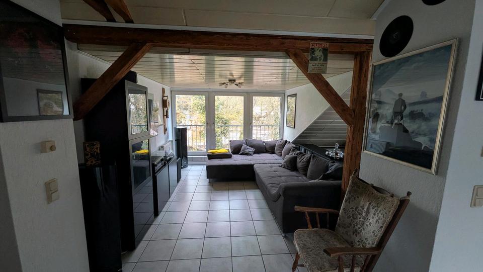 Dachgeschoßwohnung Dortmund Hörde - 3.5 Zimmer, 90 m&sup2;, 860&euro; | Angebot:26213287
