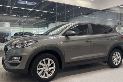 Hyundai TUCSON 46.937 km 15.490 &euro; Oberhausen (am CentrO) 46047