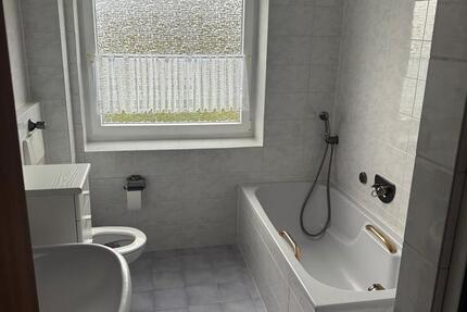 Wohnung Essen Stadtbezirk VI - 3.5 Zimmer, 92 m&sup2;, 850&euro; | Angebot:25519490