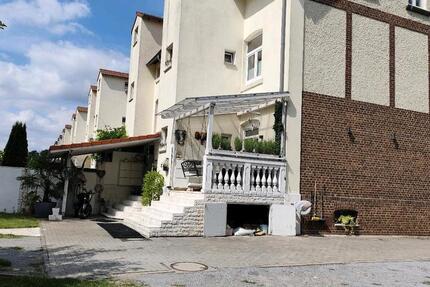 VON PRIVAT Charmante Doppelhaushälfte mit großem Potenzial 6 zimmer