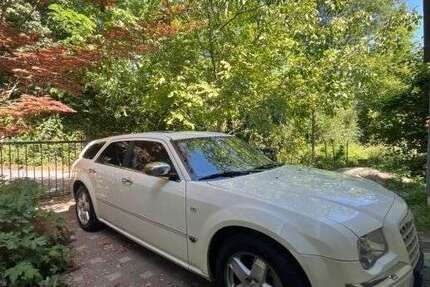 Chrysler 300C 323.000 km 7.800 € Wuppertal 42109