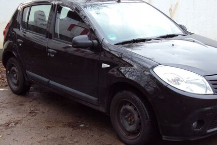 Dacia Sandero 185.000 km 800 &euro; Hagen 58091