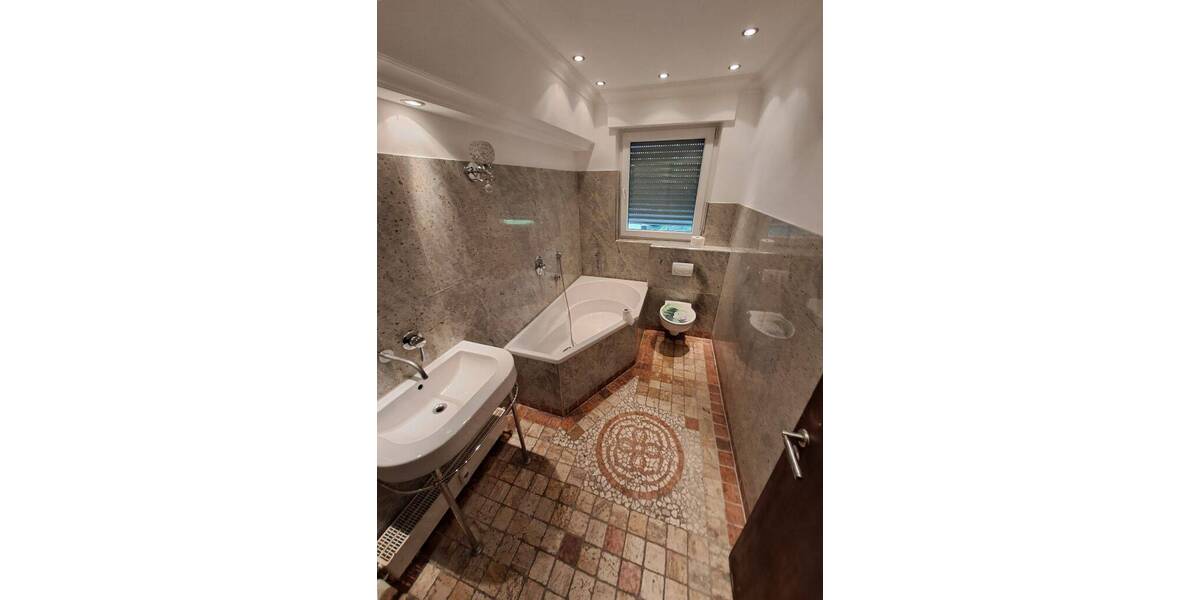 Mehrfamilienhaus, Wohnhaus Dortmund Brackel - 7 Zimmer, 245 m&sup2;, 789.000&euro; | Angebot:26470796