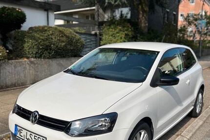 VW Polo 104.197 km 6.800 € Velbert 42549