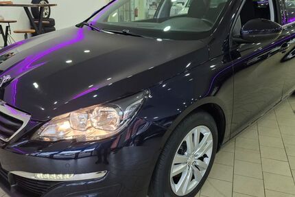 Peugeot 308 172.000 km 5.590 &euro; Recklinghausen 45661