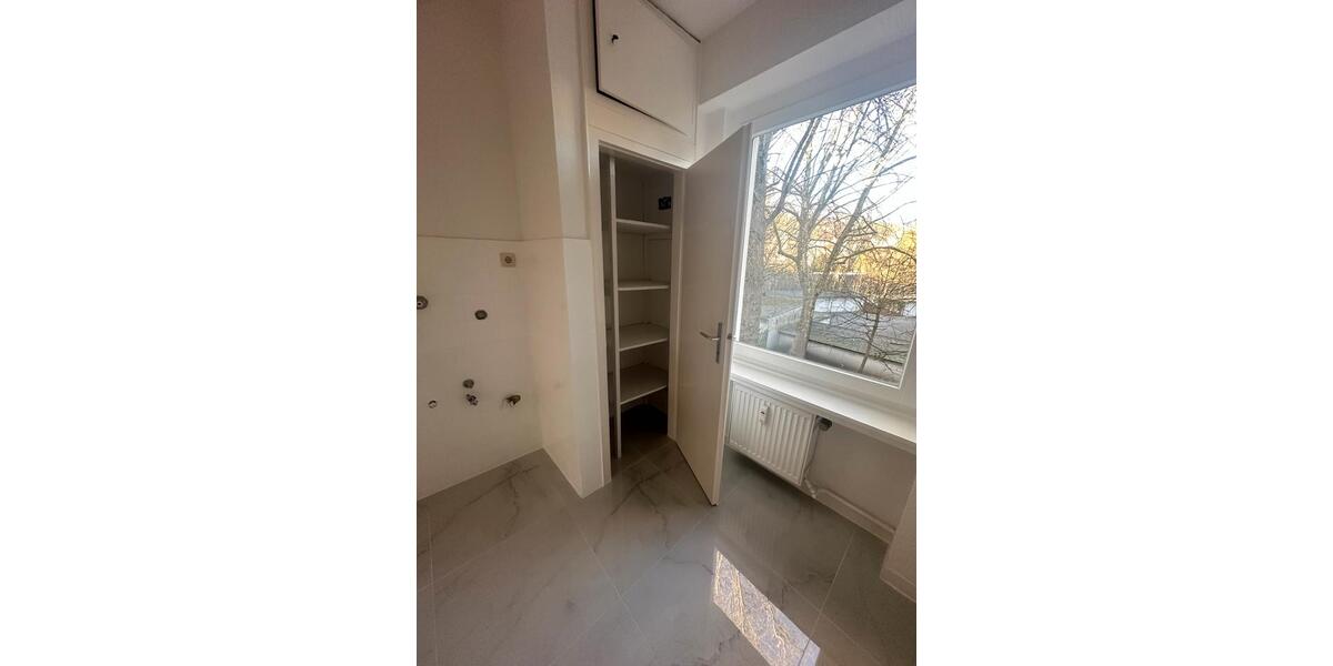 Etagenwohnung Dortmund Gartenstadt - 3 Zimmer, 82 m&sup2;, 999&euro; | Angebot:25719981