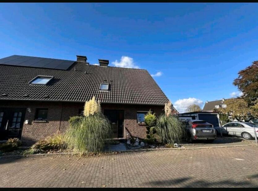 Attraktive Doppelhaushälfte Oberhausen Königshardt
