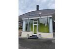 Büro, 2 Garagenhallen mit 83qm2 & ca. 100qm Kfz Stellfläche