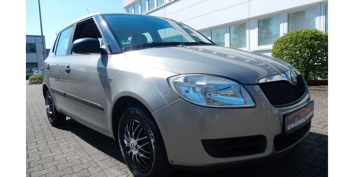 Skoda Fabia 159.341 km 2.599 &euro; Oberhausen 46047