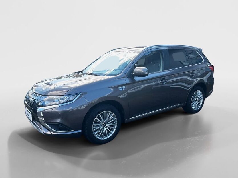 Mitsubishi Plug-in Hybrid Outlander 36.000 km 22.870 € Bochum 44795