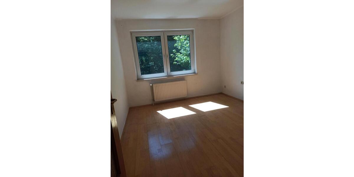 Erdgeschoßwohnung Wuppertal Gemarkung Ronsdorf - 3 Zimmer, 70 m&sup2;, 595&euro; | Angebot:26665435