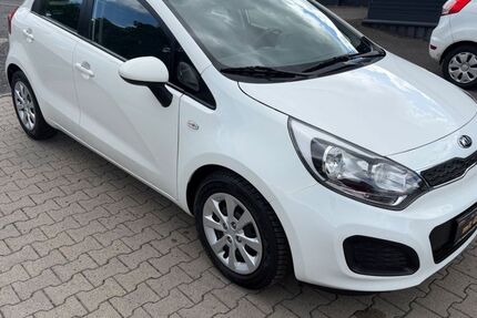 Kia Rio 155.000 km 5.390 &euro; Dortmund 44319