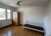 Zentral gelegene teilmöblierte Wohnung