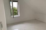 Dachgeschoßwohnung Oberhausen Schmachtendorf - 4 Zimmer, 85 m&sup2;, 600&euro; | Angebot:26670217