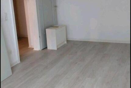 Schöne kleine Wohnung 1 zimmer