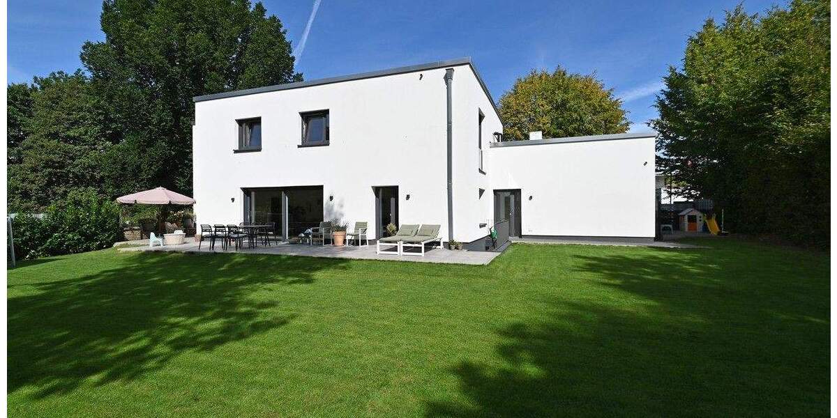 Einfamilienhaus Essen Bredeney - 1 Zimmer, 330 m&sup2;, 5.500&euro; | Angebot:25663258