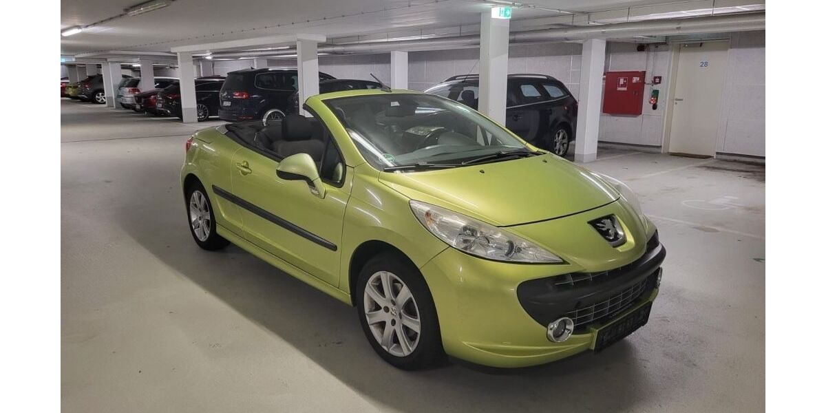 Peugeot 207 180.000 km 2.400 &euro; Essen 45326