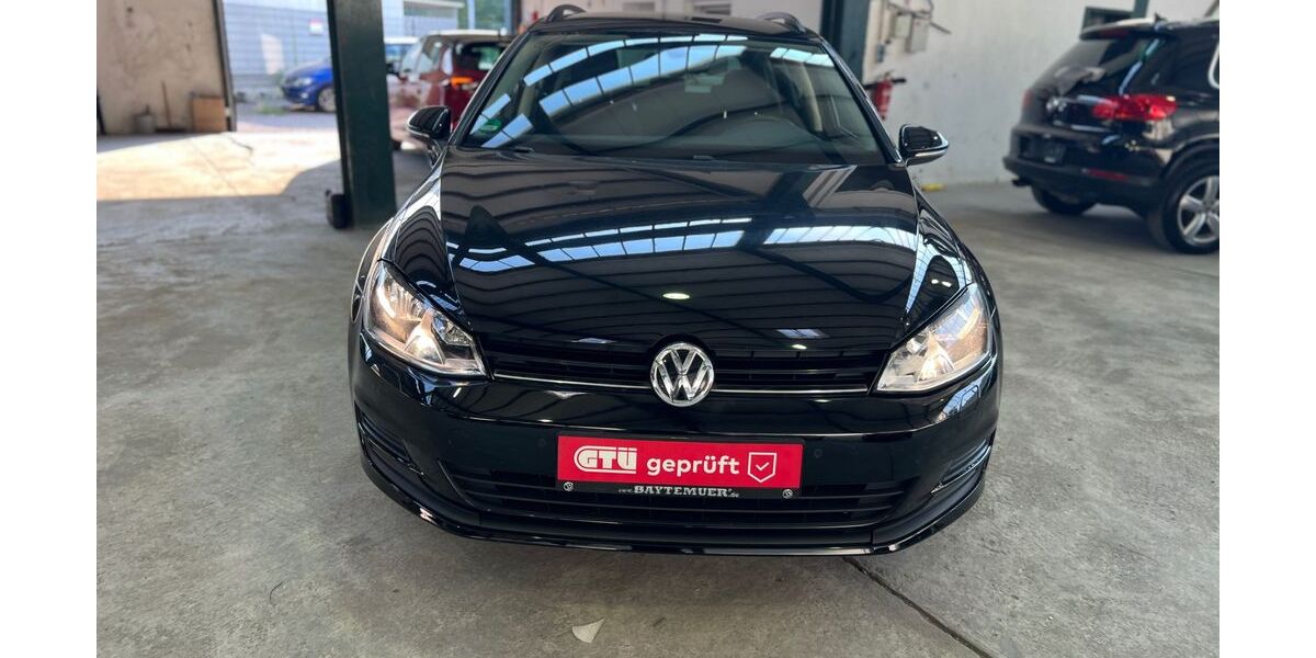 VW Golf 92.300 km 10.990 &euro; Oberhausen 46149