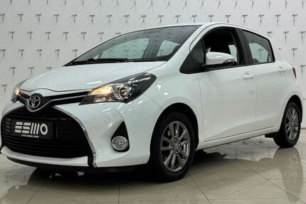 Toyota Yaris 36.058 km 8.900 &euro; Oberhausen 46149
