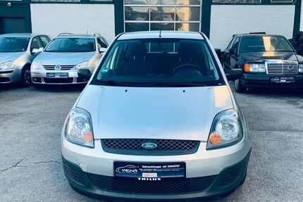 Ford Fiesta 222.000 km 1.800 &euro; Essen 45127