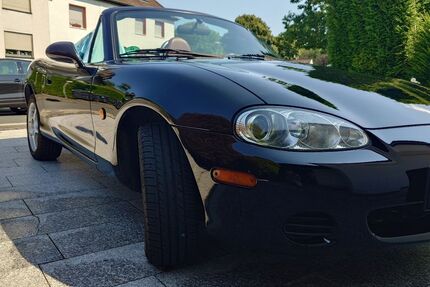 Mazda MX-5 157.000 km 5.900 € Bochum 44797