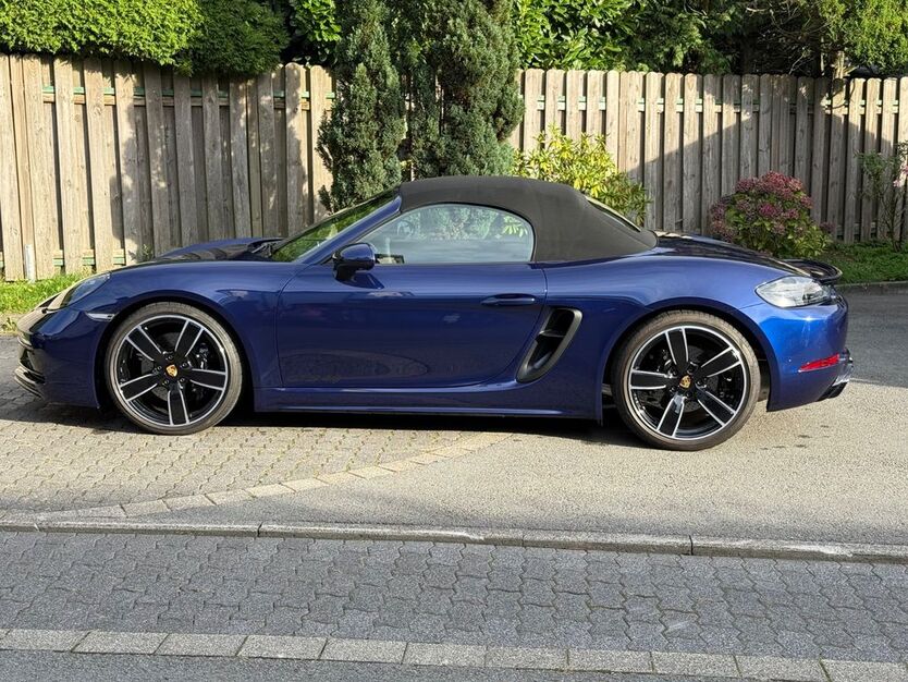 Porsche Boxster 5.000 km 98.500 € Radevormwald 42477