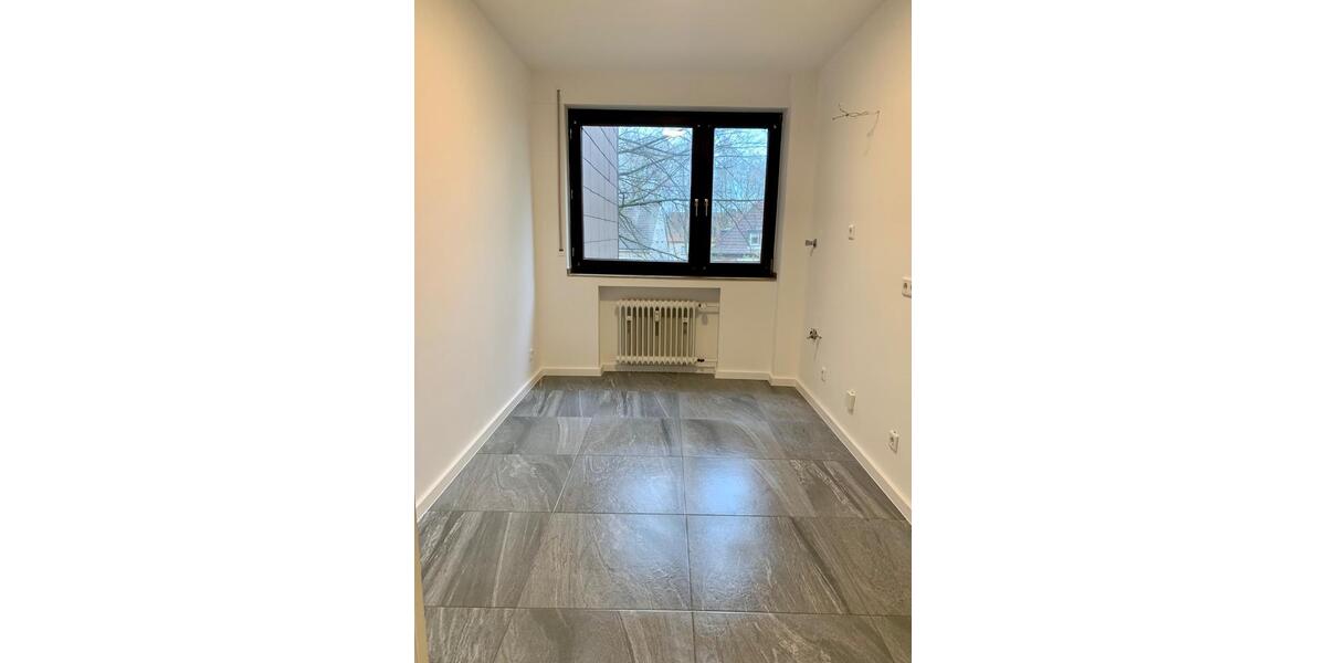 TRAUMHAFT SCHÖN! Sanierte 3-Zimmer Wohnung mit Balkon 3 zimmer