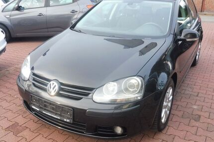 VW Golf 120.000 km 5.990 &euro; Oberhausen 46045