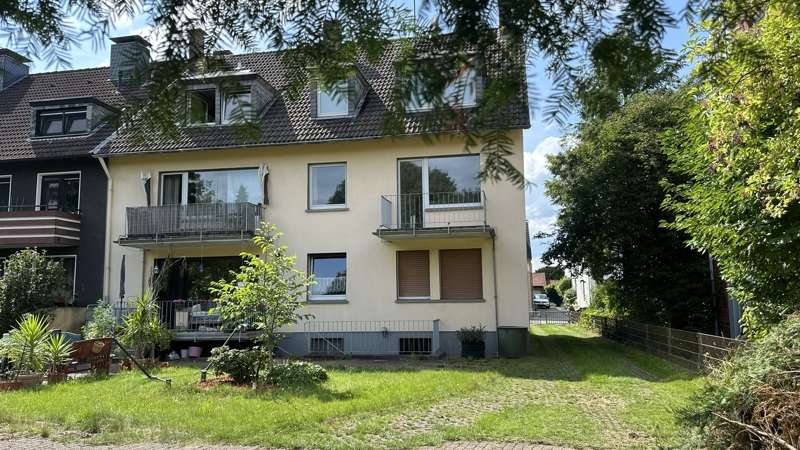 Haus zum Kaufen in Essen 520.000 € 350 m²