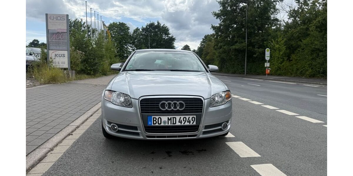 Audi A4 159.000 km 4.900 &euro; Bochum 44801