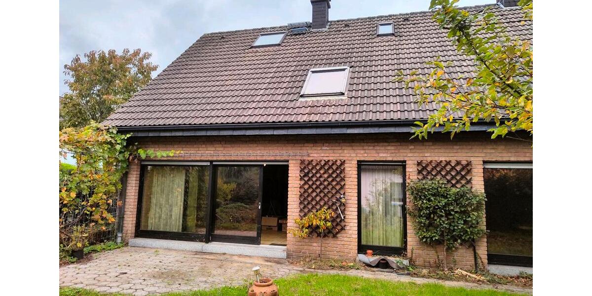 Einfamilienhaus mit Garten und Garage innenstadtnah 7 zimmer